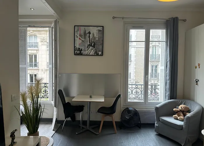 Cosy Beaubourg Centre 3* Paris